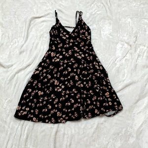 Forever 21 crossover v neck dress